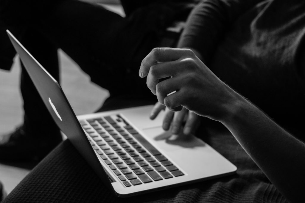 tools-to-monitor-online--brand-reputation